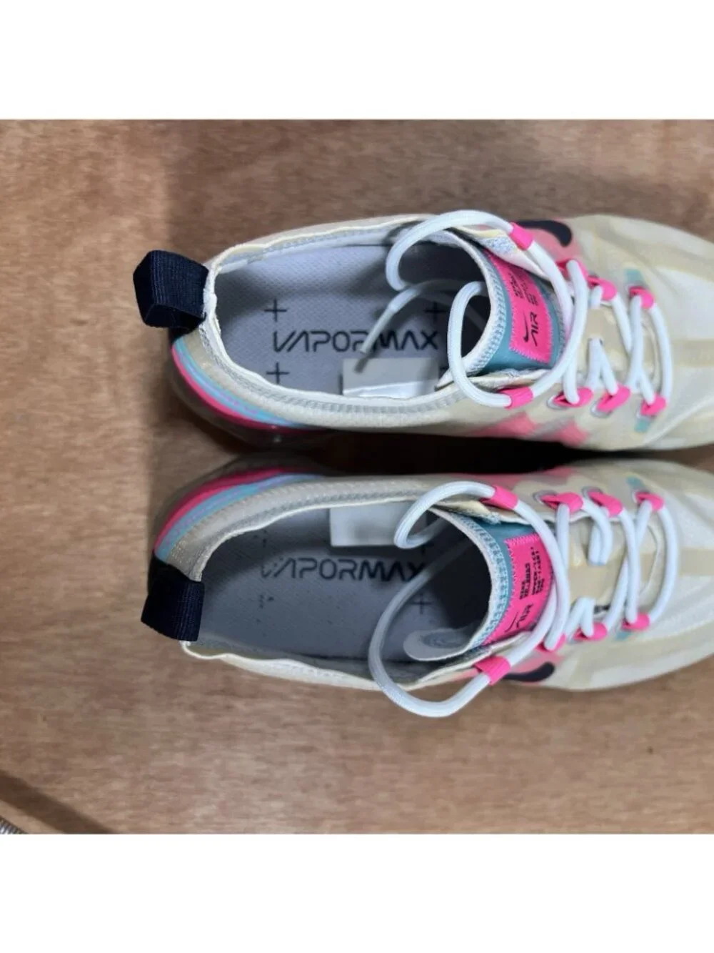 Nike Air Vapormax 2019 Women Size 8.5 Running Shoes Grey Pink AR6632-007
